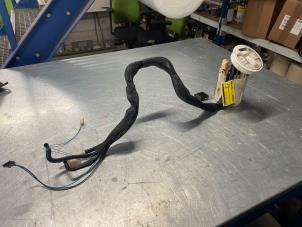 Gebruikte Tank element Pomp Mercedes E Combi (S211) 3.2 E-320 CDI 24V Prijs € 20,00 Margeregeling aangeboden door Poolman autodemontage