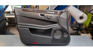Gebruikte Portierbekleding 4Deurs links-voor Mercedes E Estate (S212) E-200 CDI 16V BlueEfficiency,BlueTEC Prijs € 75,00 Margeregeling aangeboden door Poolman autodemontage
