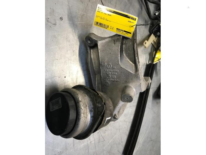 Gebruikte Motorsteun Audi Q7 (4LB) 4.2 TDI V8 32V Tiptronic Prijs € 40,00 Margeregeling aangeboden door Poolman autodemontage