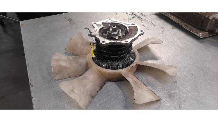 Gebruikte Viscosekoppeling koelvin Nissan Terrano II (R20/TR50) 2.7 TDi Kat. Prijs € 75,00 Margeregeling aangeboden door Poolman autodemontage