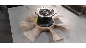 Gebruikte Viscosekoppeling koelvin Nissan Terrano II (R20/TR50) 2.7 TDi Kat. Prijs € 75,00 Margeregeling aangeboden door Poolman autodemontage