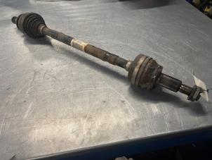 Gebruikte Steekas links-achter Jaguar XE 2.0d 180 16V Prijs € 50,00 Margeregeling aangeboden door Poolman autodemontage