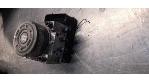 Gebruikte ABS Pomp BMW 1 serie (F20) 118i 1.5 TwinPower 12V Prijs € 150,00 Margeregeling aangeboden door Poolman autodemontage