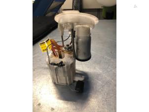 Gebruikte Tank element Pomp BMW 1 serie (F20) 118i 1.5 TwinPower 12V Prijs € 75,00 Margeregeling aangeboden door Poolman autodemontage