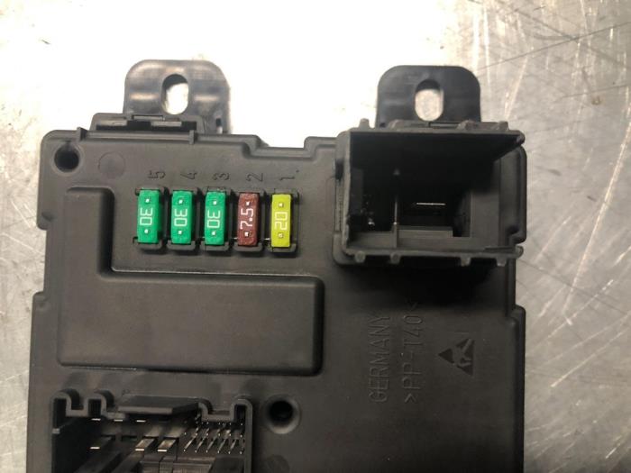 Computer Body Control van een BMW 1 serie (F20) 118i 1.5 TwinPower 12V 2018