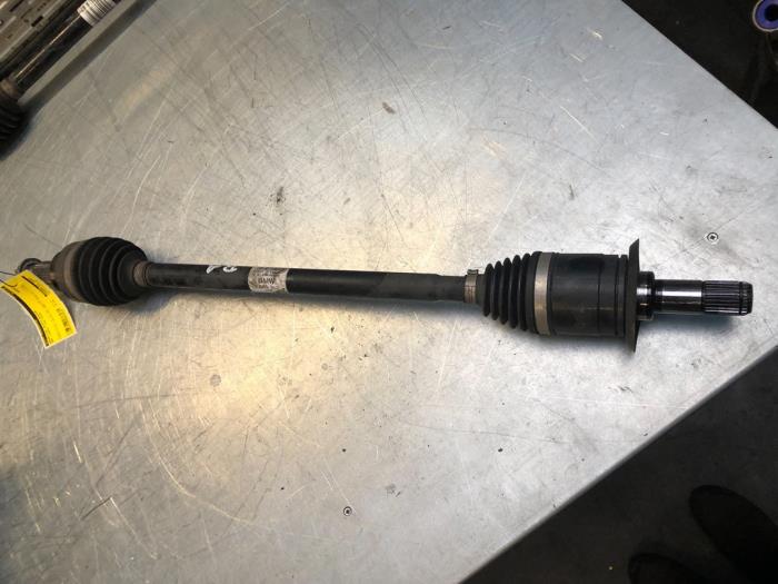 Gebruikte Steekas rechts-achter BMW 1 serie (F20) 118i 1.5 TwinPower 12V Prijs € 40,00 Margeregeling aangeboden door Poolman autodemontage