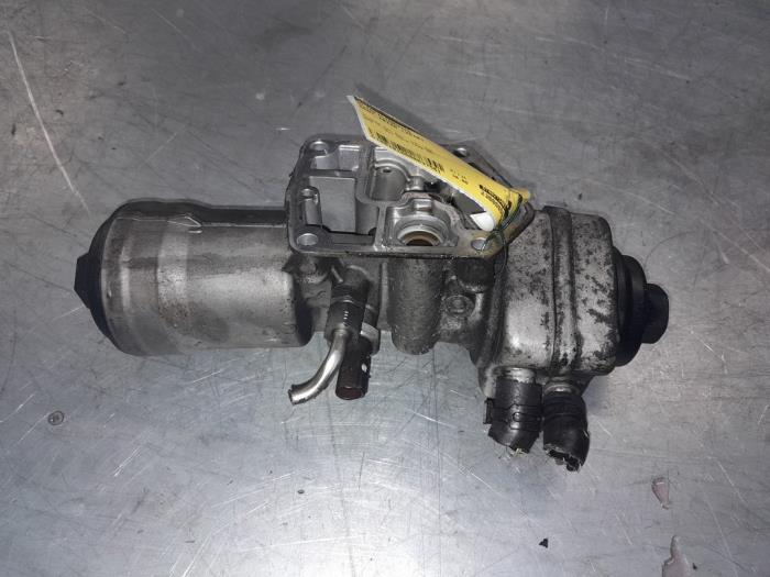 Gebruikte Oliefilterhuis Seat Ibiza IV (6J5) 1.4 TDI Prijs € 30,00 Margeregeling aangeboden door Poolman autodemontage