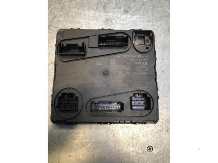 Gebruikte Module Bodycontrol Audi A7 Sportback (4KA) 3.0 V6 24V 50 TDI Mild Hybrid Quattro Prijs € 30,00 Margeregeling aangeboden door Poolman autodemontage