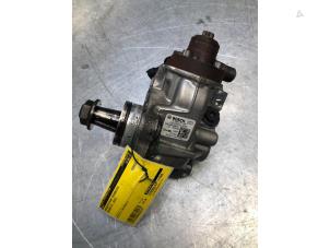 Gebruikte Brandstofpomp Mechanisch Jaguar XE 2.0d 180 16V Prijs € 75,00 Margeregeling aangeboden door Poolman autodemontage