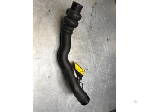 Gebruikte Intercooler Buis Ford Transit Custom 2.0 TDCi 16V Eco Blue 130 Prijs € 40,00 Margeregeling aangeboden door Poolman autodemontage