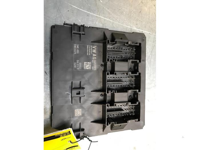 Gebruikte Module Bodycontrol Volkswagen Passat Variant (365) 2.0 TDI 16V 170 4Motion Prijs € 50,00 Margeregeling aangeboden door Poolman autodemontage