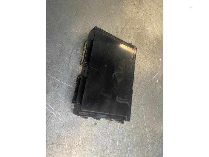 Gebruikte Computer Body Control Suzuki Kizashi (FRE/FRF) 2.4 16V 4x4 Prijs € 40,00 Margeregeling aangeboden door Poolman autodemontage