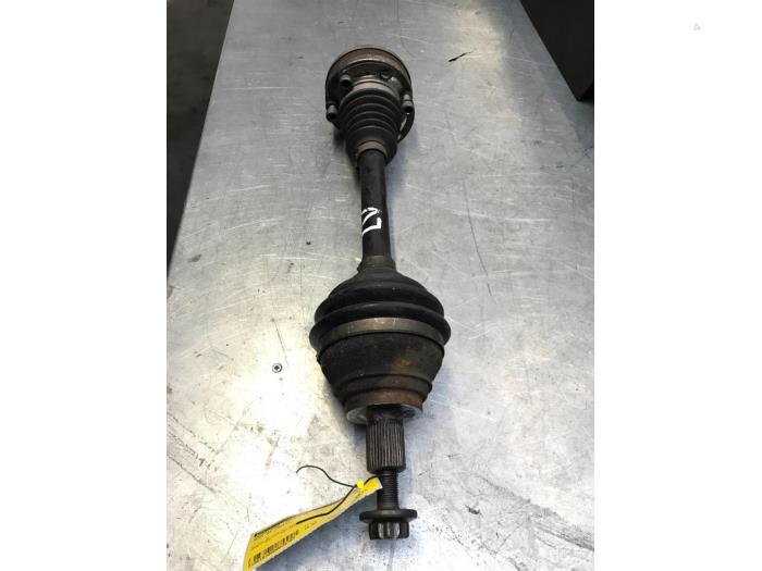 Gebruikte Steekas links-voor Audi A3 (8P1) 2.0 TDI 16V Prijs € 40,00 Margeregeling aangeboden door Poolman autodemontage