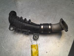 Gebruikte Turbo Pijp Mazda 6 (GJ/GH/GL) 2.2 SkyActiv-D 175 16V Prijs € 30,00 Margeregeling aangeboden door Poolman autodemontage