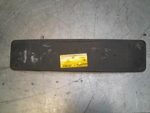 Gebruikte Kentekenplaathouder voor Mercedes ML II (164/4JG) 4.0 ML-450 CDI 4-Matic V8 32V Prijs € 30,00 Margeregeling aangeboden door Poolman autodemontage