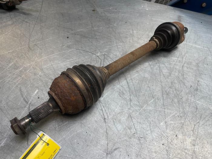 Gebruikte Steekas links-voor Peugeot 508 (8D) 2.0 HDiF 16V Autom. Prijs € 40,00 Margeregeling aangeboden door Poolman autodemontage