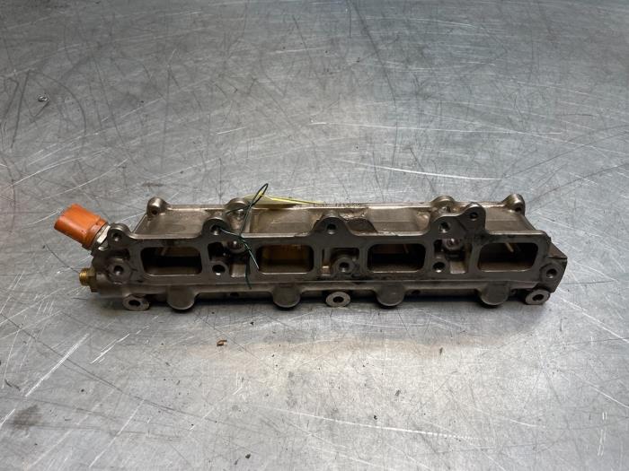 Gebruikte Injectiehuis Volkswagen Sharan (7N) 1.4 TSI 16V Prijs € 30,00 Margeregeling aangeboden door Poolman autodemontage