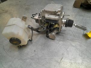 Gebruikte ABS Pomp Lexus NX I (Z1) 300h 2.5 16V 4x4 Prijs € 350,00 Margeregeling aangeboden door Poolman autodemontage