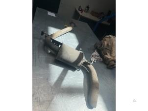 Gebruikte Uitlaat Einddemper Lexus NX I (Z1) 300h 2.5 16V 4x4 Prijs € 75,00 Margeregeling aangeboden door Poolman autodemontage