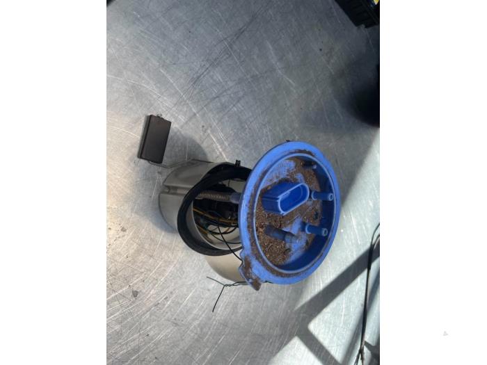 Gebruikte Tank element Pomp Volkswagen Scirocco (137/13AD) 2.0 TSI 16V Prijs € 30,00 Margeregeling aangeboden door Poolman autodemontage
