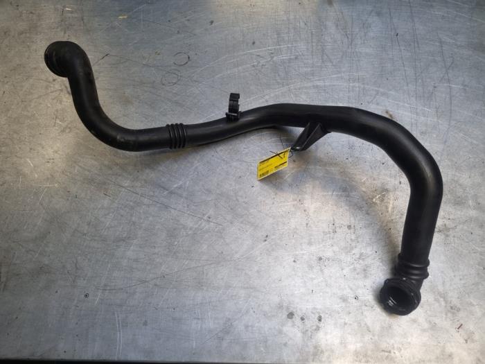 Gebruikte Intercooler Slang Opel Astra K 1.0 Turbo 12V Prijs € 30,00 Margeregeling aangeboden door Poolman autodemontage