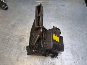 Gebruikte Luchtfilterhuis Ford Galaxy (CK) 2.0 TDCi 180 16V Prijs € 40,00 Margeregeling aangeboden door Poolman autodemontage