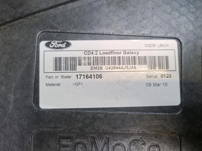 Kofferbak Mat van een Ford Galaxy (CK) 2.0 TDCi 180 16V 2016