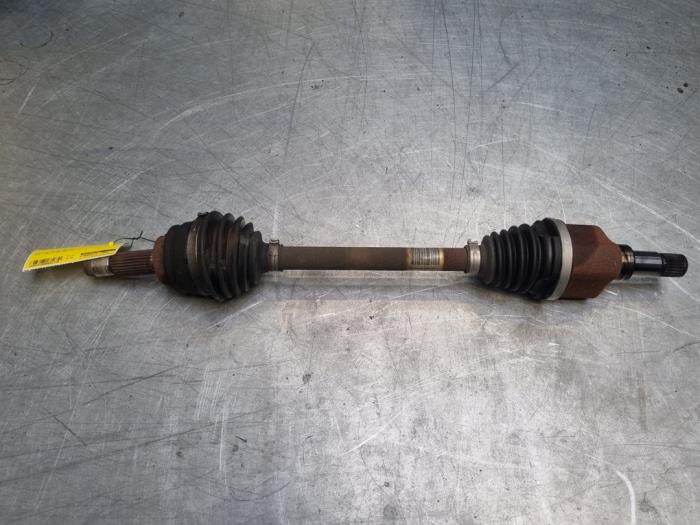 Gebruikte Steekas links-voor Ford Fiesta 6 (JA8) 1.5 TDCi Prijs € 30,00 Margeregeling aangeboden door Poolman autodemontage