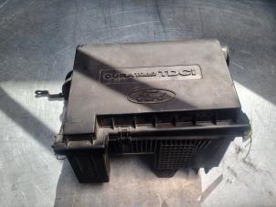 Gebruikte Luchtfilterhuis Ford Transit 2.2 TDCi 16V Prijs € 30,00 Margeregeling aangeboden door Poolman autodemontage