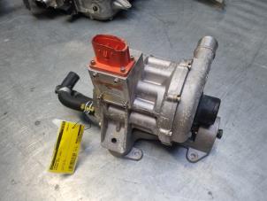 Gebruikte Compressor Hyundai Nexo I FCEV FWD Prijs € 250,00 Margeregeling aangeboden door Poolman autodemontage