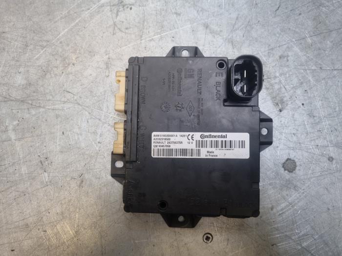 Gebruikte Computer Diversen Renault Trafic (1FL/2FL/3FL/4FL) 1.6 dCi 90 Prijs € 90,75 Inclusief btw aangeboden door Poolman autodemontage