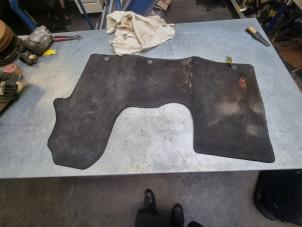 Gebruikte Matten Set Renault Trafic (1FL/2FL/3FL/4FL) 1.6 dCi 90 Prijs € 36,30 Inclusief btw aangeboden door Poolman autodemontage