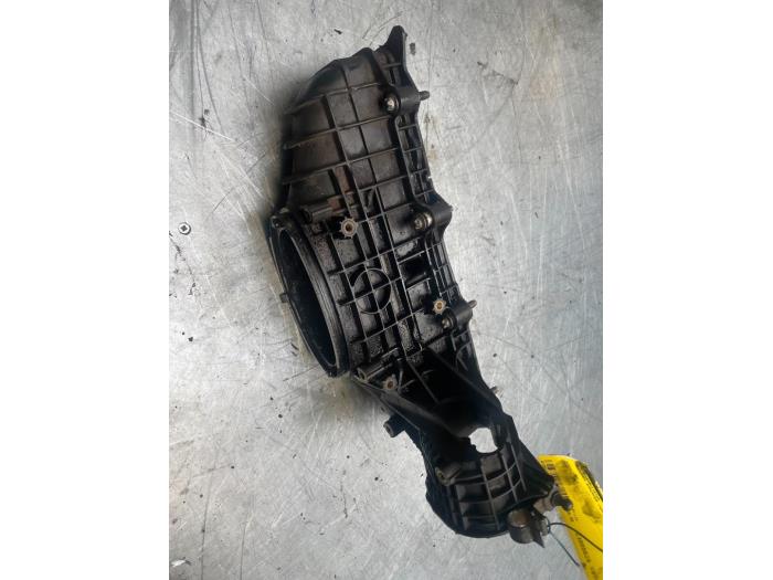 Gebruikte Inlaatspruitstuk Mercedes Sprinter 3t (906.61) 216 CDI 16V Prijs € 36,30 Inclusief btw aangeboden door Poolman autodemontage