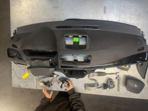 Gebruikte Airbag set + dashboard Renault Megane III Grandtour (KZ) 1.4 16V TCe 130 Prijs € 250,00 Margeregeling aangeboden door Poolman autodemontage