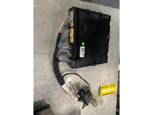 Gebruikte Computer Kachel Landrover Range Rover Evoque (LVJ/LVS) 2.0 D 180 16V Coupe Prijs € 75,00 Margeregeling aangeboden door Poolman autodemontage