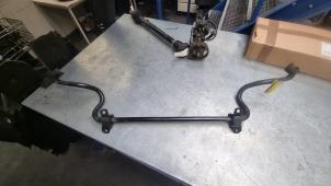Gebruikte Stabilisatorstang voor Landrover Range Rover Evoque (LVJ/LVS) 2.0 D 180 16V Coupe Prijs € 75,00 Margeregeling aangeboden door Poolman autodemontage