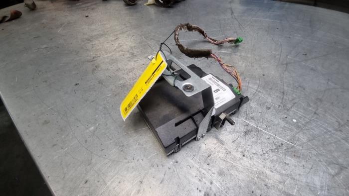 Gebruikte Module Telefoon Volvo XC90 I 3.2 24V Prijs € 30,00 Margeregeling aangeboden door Poolman autodemontage