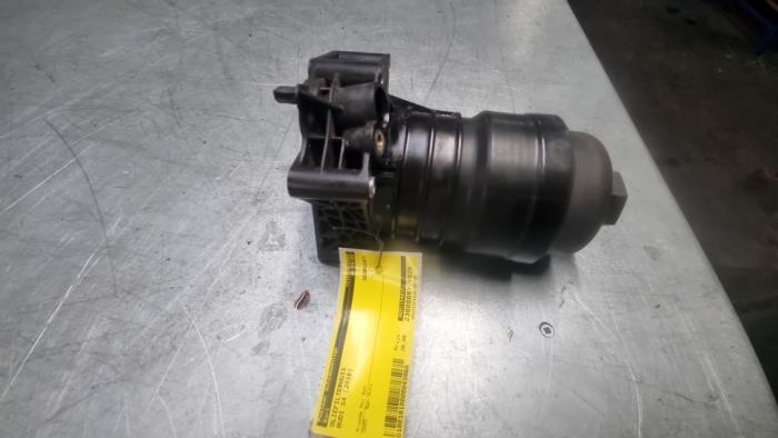 Gebruikte Oliefilterhuis Audi S4 Avant (B9) 3.0 TFSI V6 24V Prijs € 30,00 Margeregeling aangeboden door Poolman autodemontage