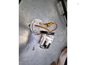 Gebruikte Benzinepomp Audi S4 Avant (B9) 3.0 TFSI V6 24V Prijs € 75,00 Margeregeling aangeboden door Poolman autodemontage