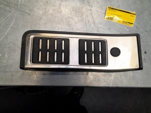 Gebruikte Voetsteun Audi S4 Avant (B9) 3.0 TFSI V6 24V Prijs € 40,00 Margeregeling aangeboden door Poolman autodemontage