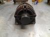 Dynamo van een Nissan Qashqai (J10) 2.0 16V 4x4 2008
