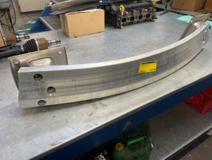 Gebruikte Bumperbalk achter Tesla Model 3 Standard RWD Plus 60 kWh Prijs € 50,00 Margeregeling aangeboden door Poolman autodemontage