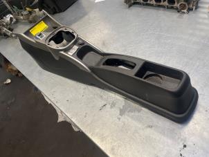 Gebruikte Middenconsoles Alfa Romeo MiTo (955) 1.3 JTDm 16V Eco Prijs € 40,00 Margeregeling aangeboden door Poolman autodemontage