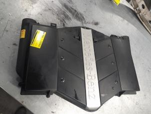 Gebruikte Luchtfilterhuis Mercedes E (W211) 5.0 E-500 V8 24V Prijs € 30,00 Margeregeling aangeboden door Poolman autodemontage