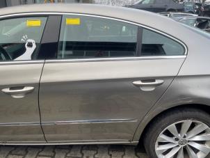 Gebruikte Deur 4Deurs links-achter Volkswagen Passat CC (357) 2.0 TSI 16V Prijs € 250,00 Margeregeling aangeboden door Poolman autodemontage