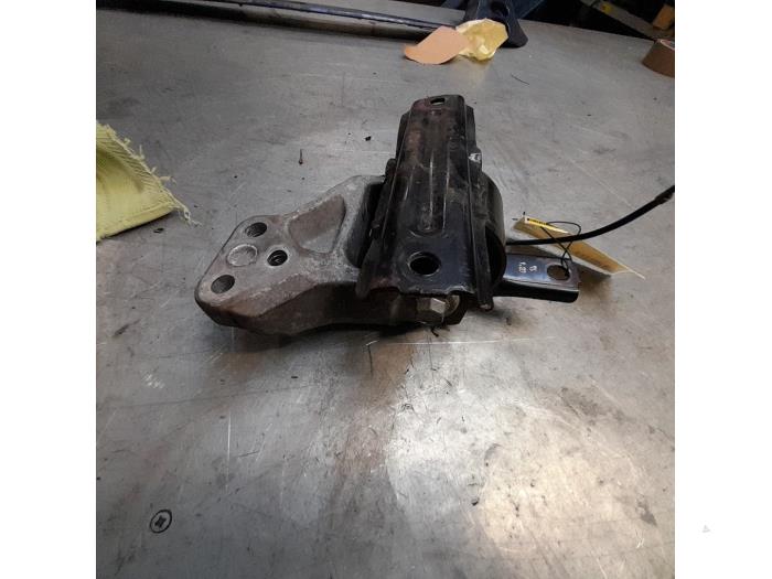 Gebruikte Motorrubber Mitsubishi ASX 1.6 MIVEC 16V Prijs € 30,00 Margeregeling aangeboden door Poolman autodemontage
