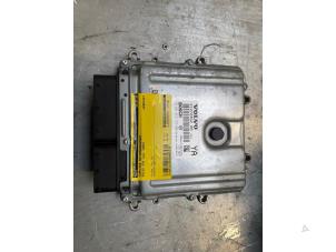 Gebruikte Computer Motormanagement Volvo V70 (BW) 2.4 D 20V Prijs € 50,00 Margeregeling aangeboden door Poolman autodemontage