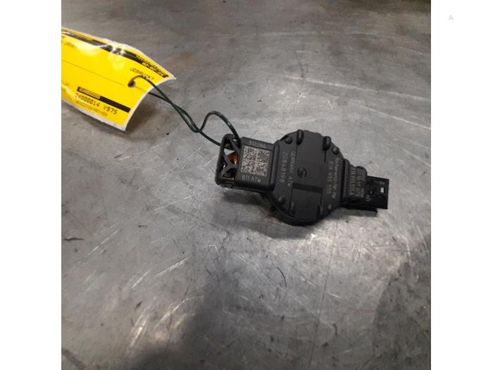 Gebruikte Sensor regen Audi A7 Sportback (4KA) 3.0 V6 24V 55 TFSI Mild Hybrid Quattro Prijs € 24,20 Inclusief btw aangeboden door Poolman autodemontage