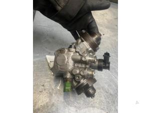 Gebruikte Brandstofpomp Mechanisch Volvo S60 I (RS/HV) 2.4 D5 20V Prijs € 60,00 Margeregeling aangeboden door Poolman autodemontage