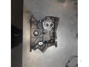 Gebruikte Distributiedeksel Mercedes CLK (C209) 1.8 200 K 16V Prijs € 30,00 Margeregeling aangeboden door Poolman autodemontage